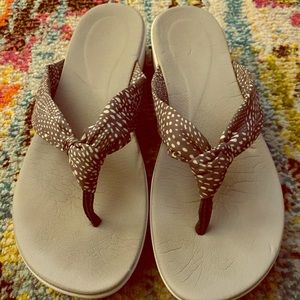 Cloudsteppers by Clarks